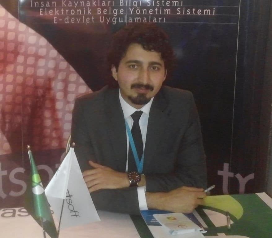 Kurumsal yönetim sistemleri etkinliğinde Fastsoft standında Fatih Görgülü